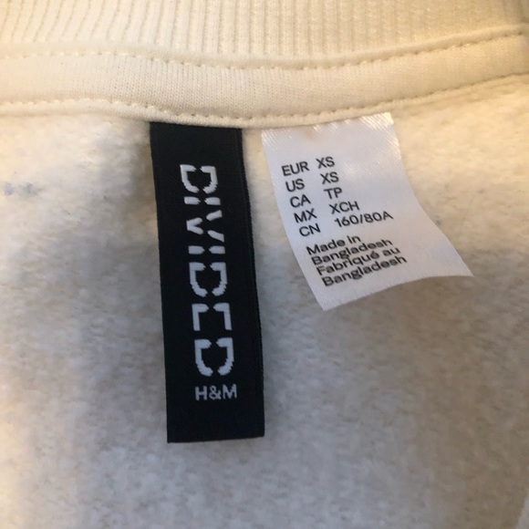 Crewneck - Picture 2 of 3